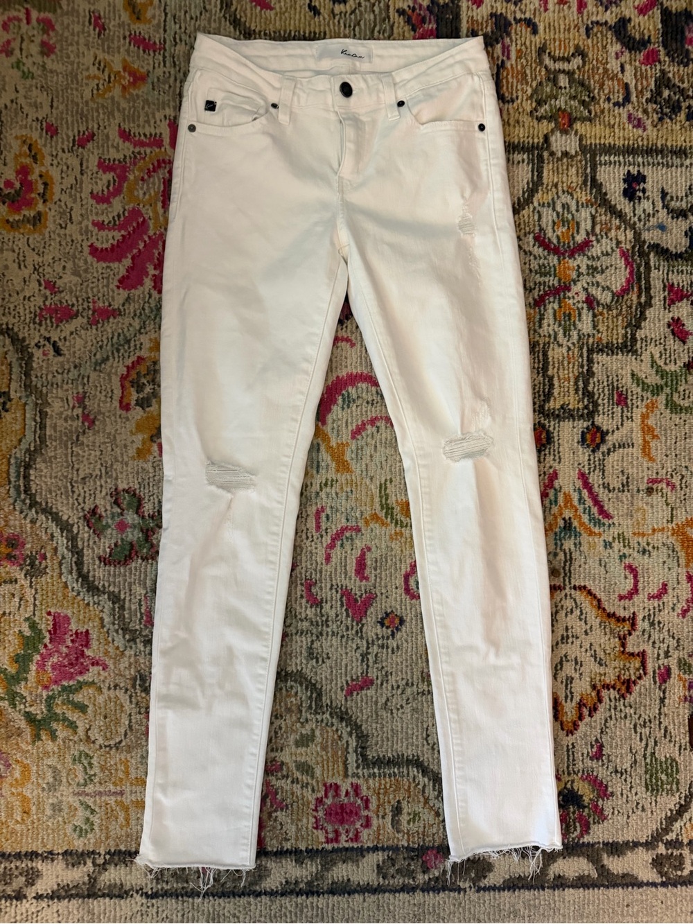 KanCan White Distressed Skinny Jeans